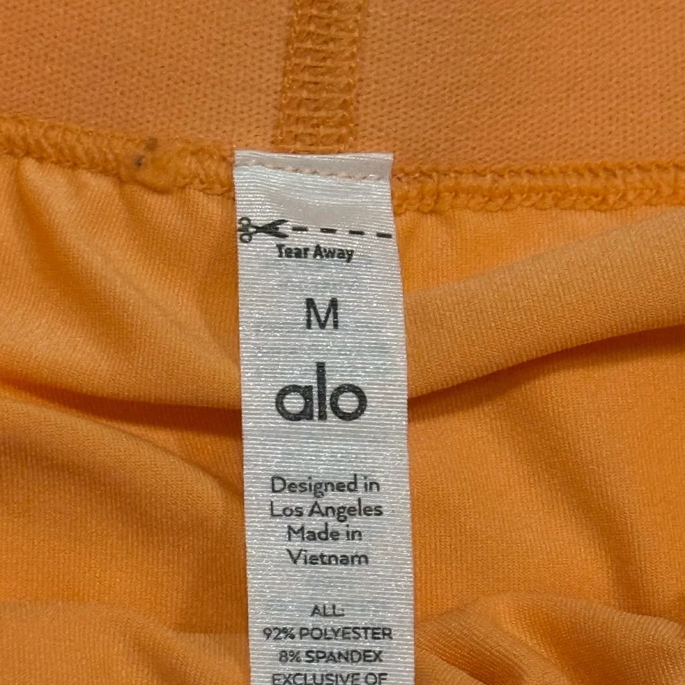 ALO Yoga Vibrant Orange Activewear